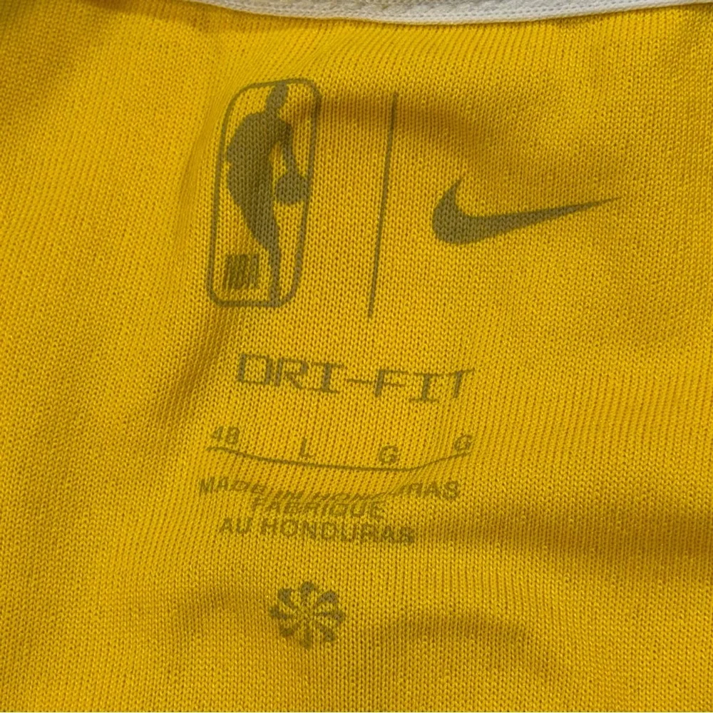 Nike NBA LeBron James Lakers Jersey Yellow Mens Large